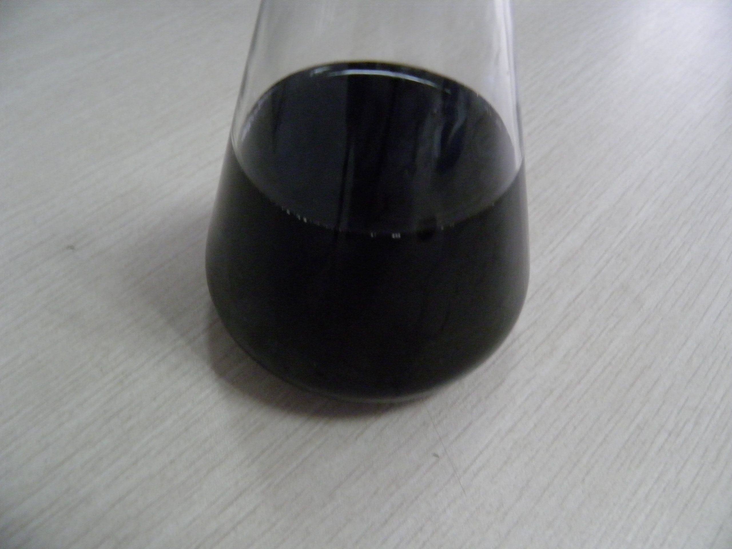 Xilanase alcalina termoestável